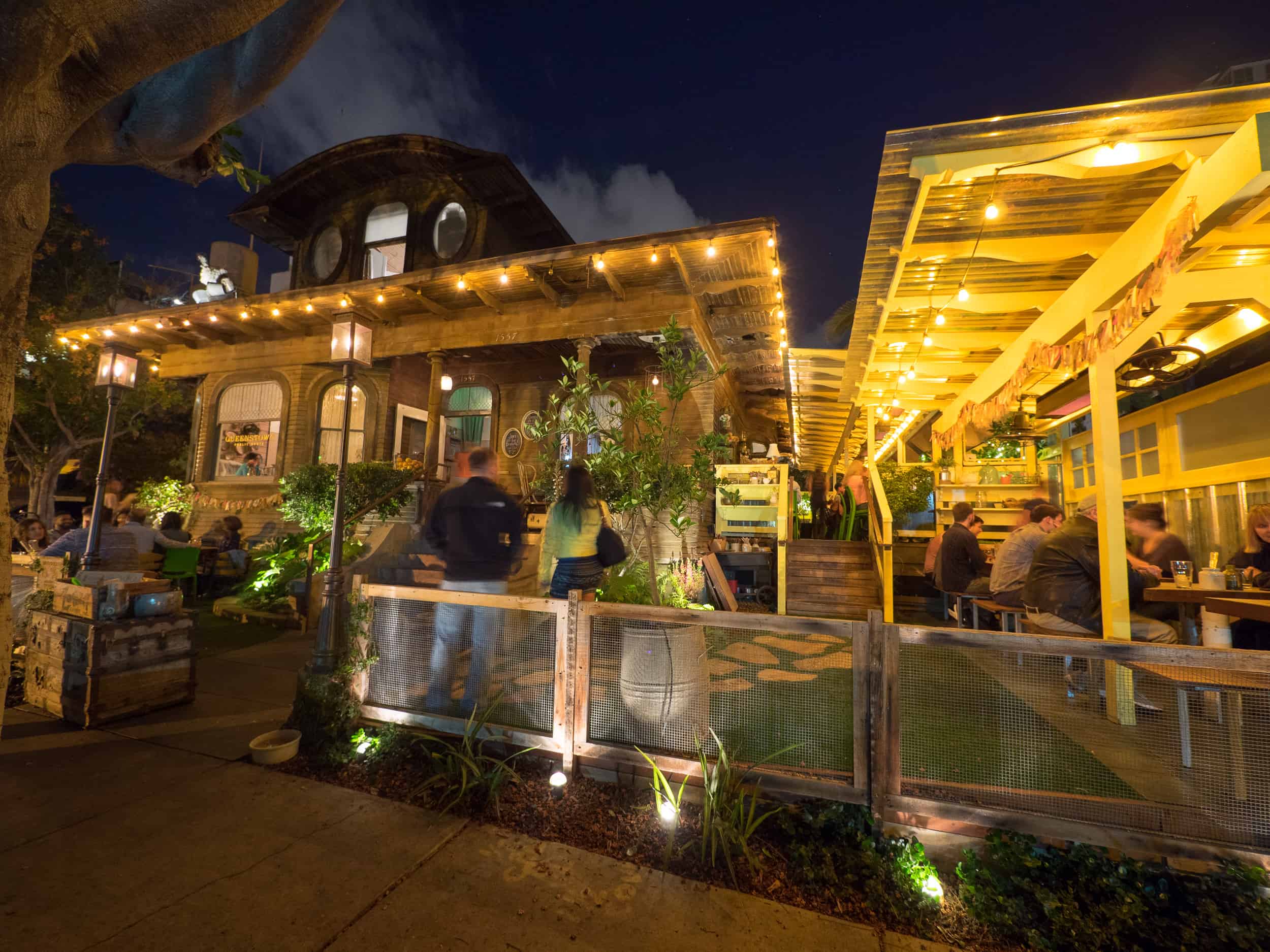 Queenstown Public House Little Italy